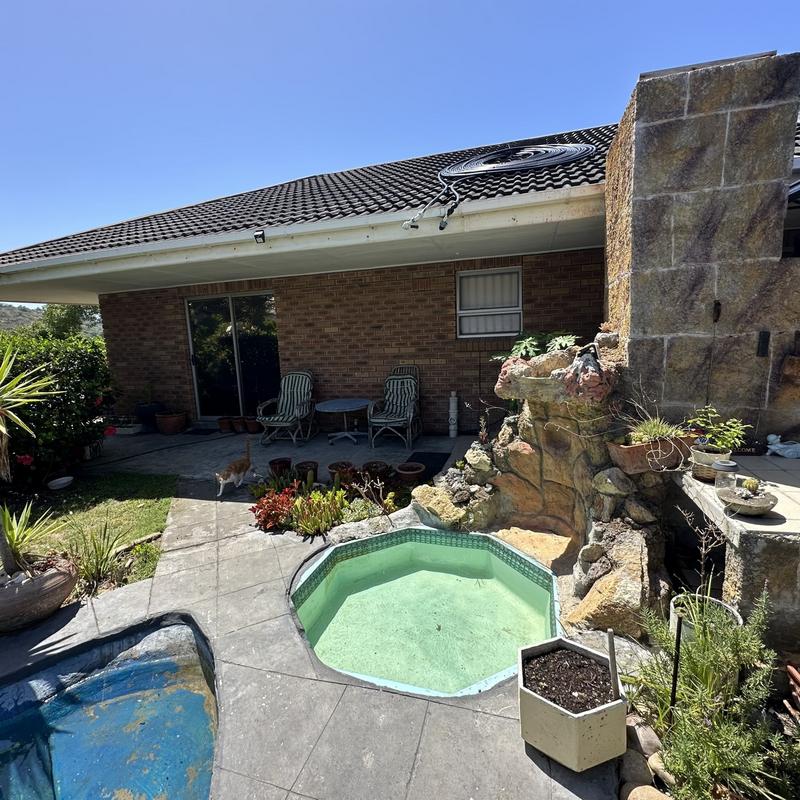 6 Bedroom Property for Sale in Hersham Western Cape
